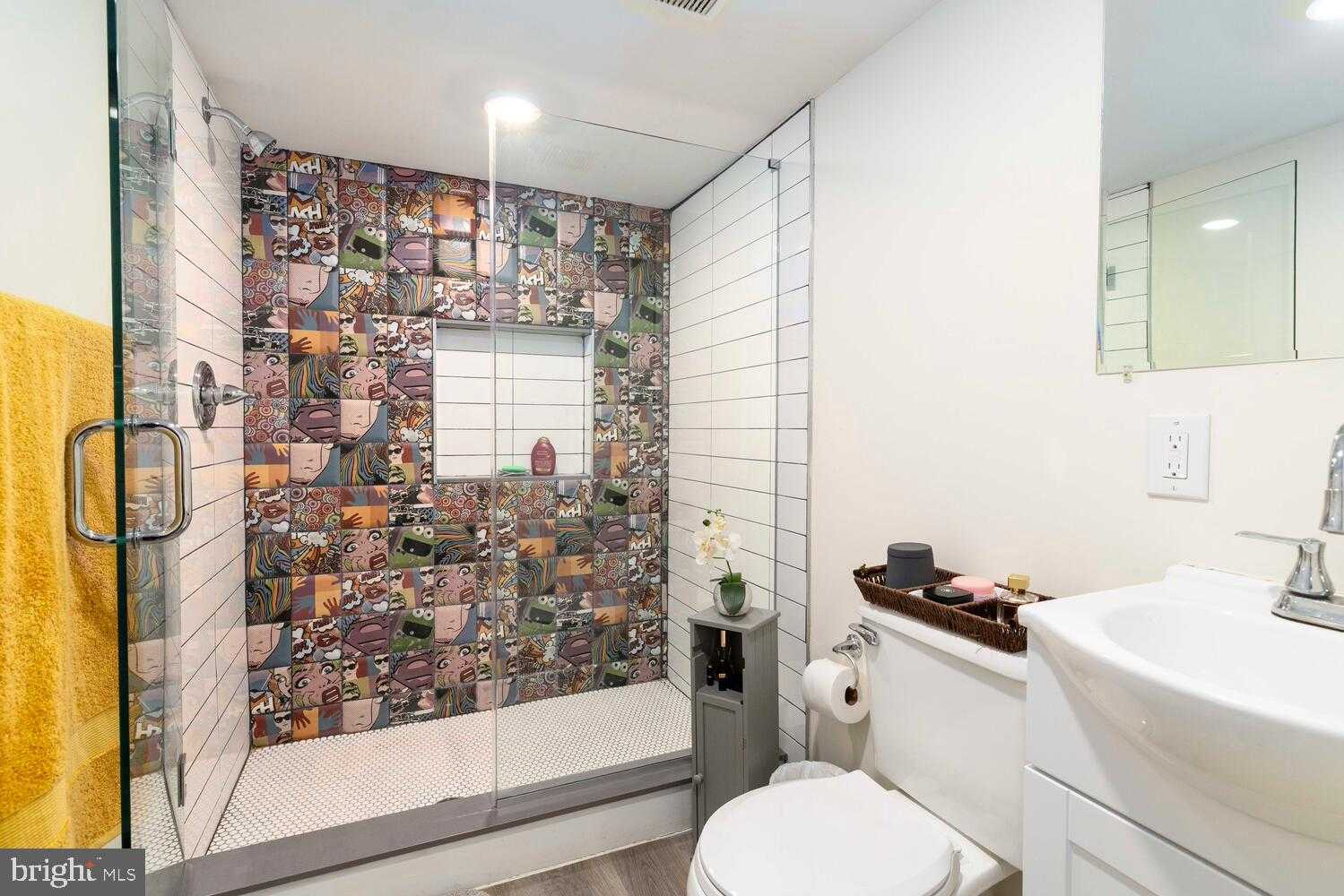 101 E Phil Ellena St photo 18