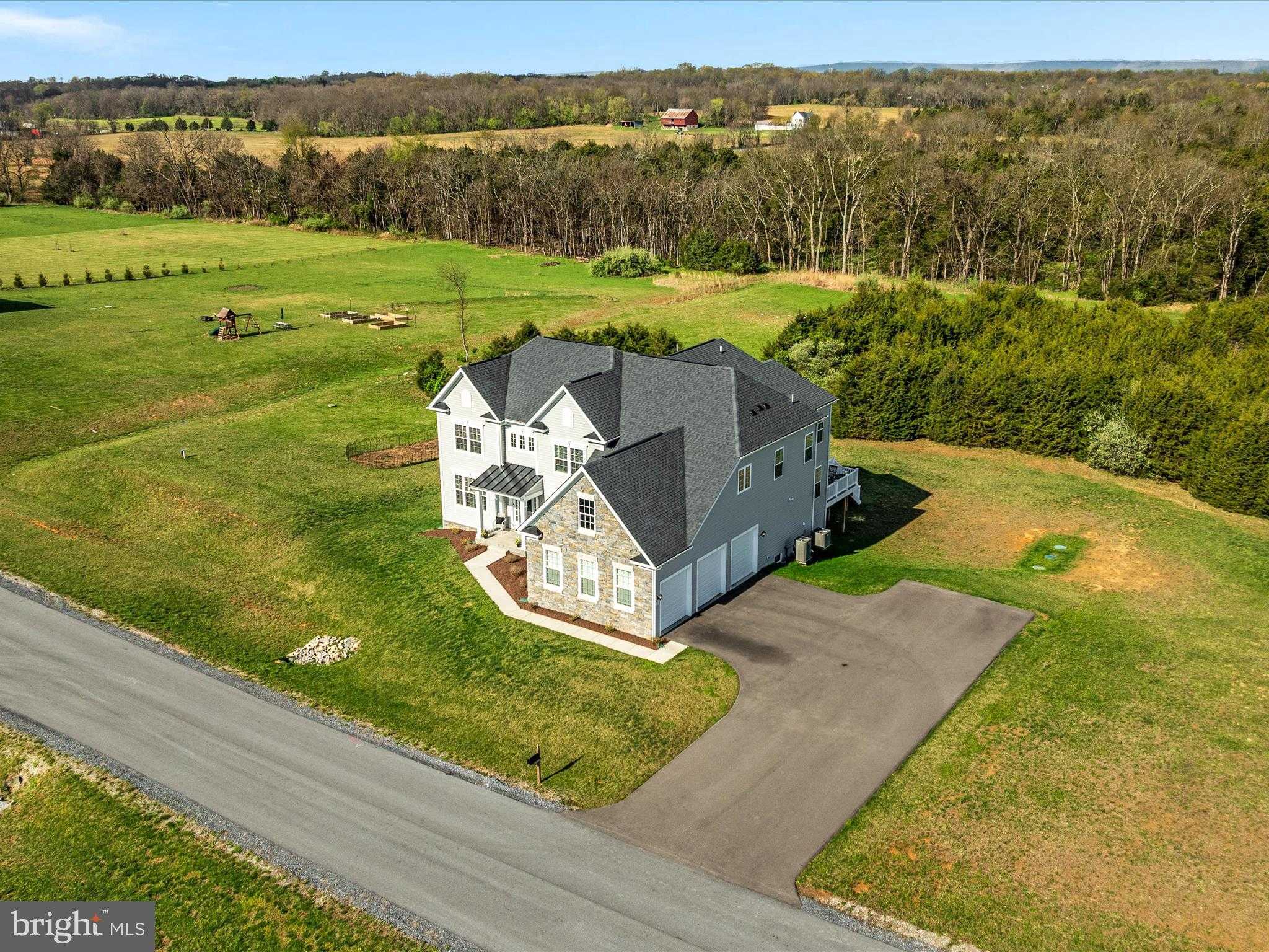 185 Flaxseed Dr photo 57