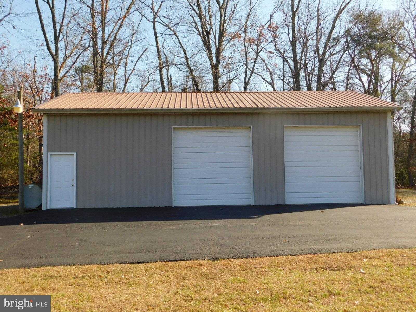 605 Shady Beach Rd photo 24