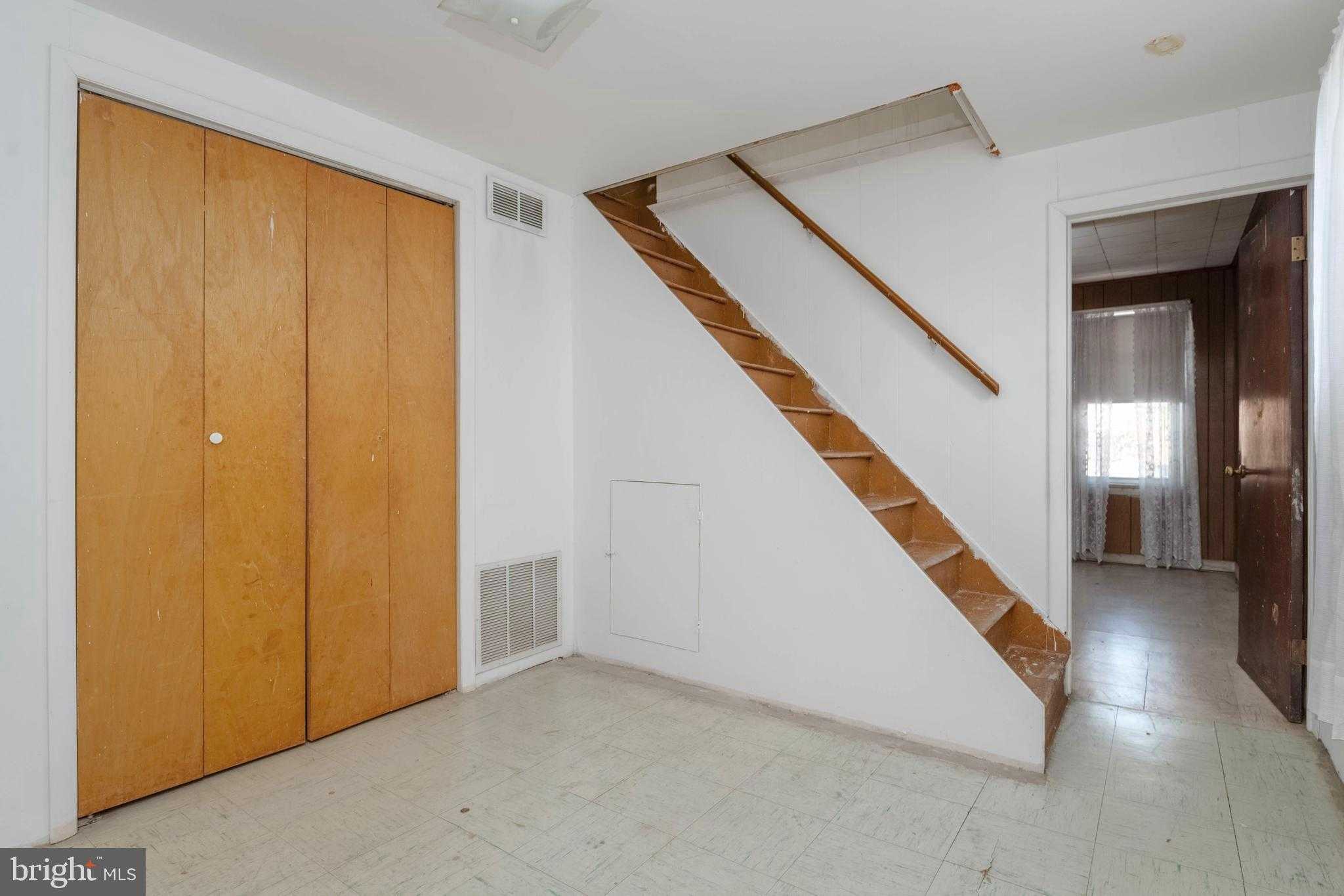 510 S Patterson Park Ave photo 11