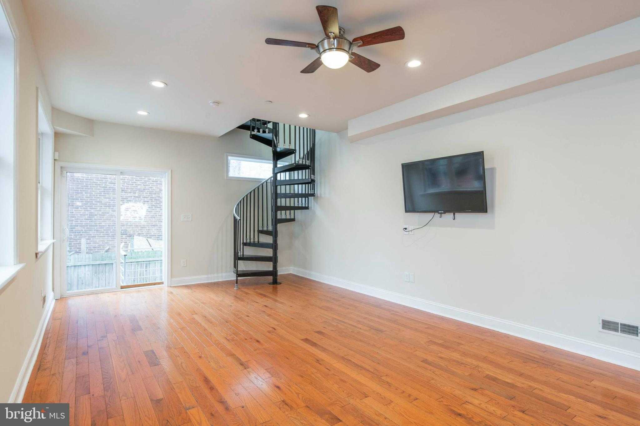 2114 N 17th St photo 6