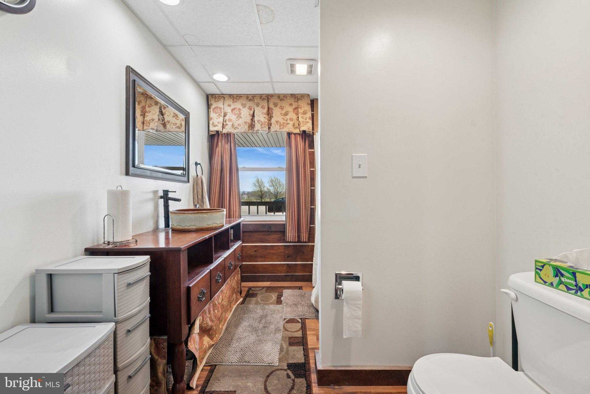 208 W Mud Pike photo 11