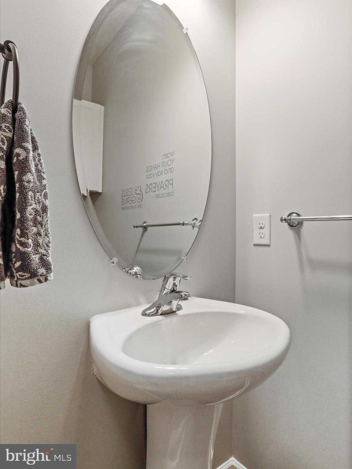 1241 N Fairfax Blvd photo 23