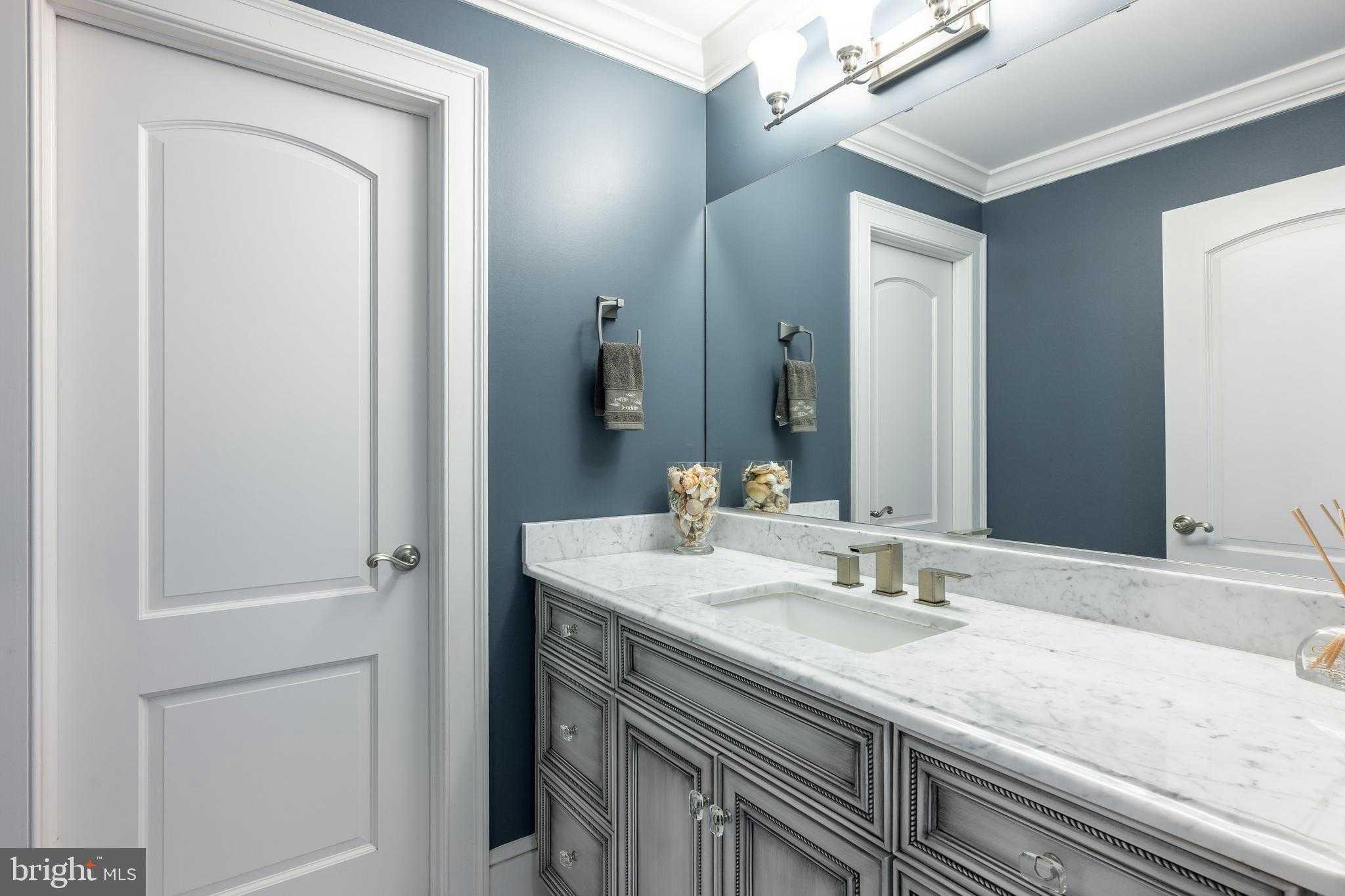 6975 Kim Ln photo 61