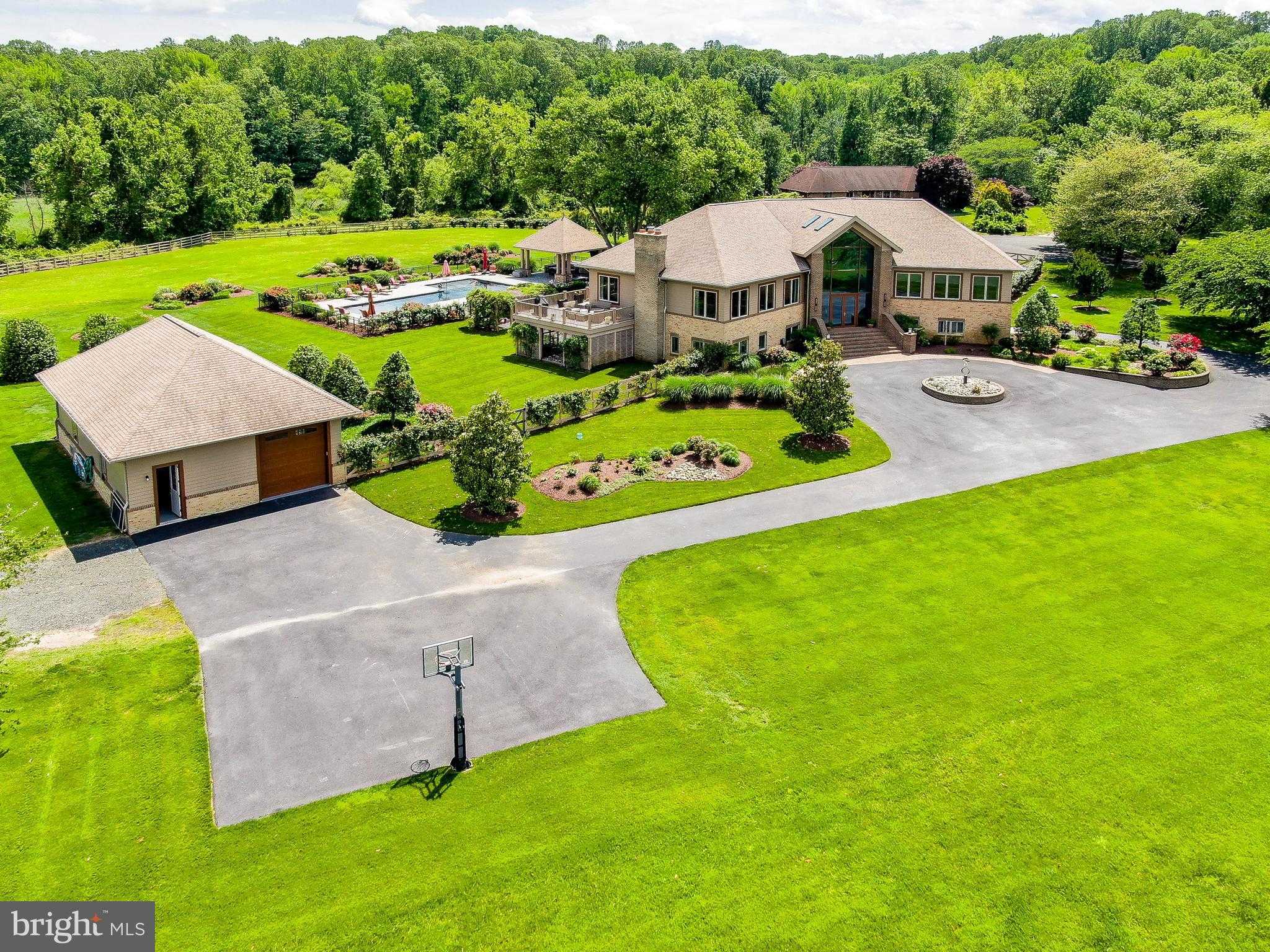 6975 Kim Ln photo 84