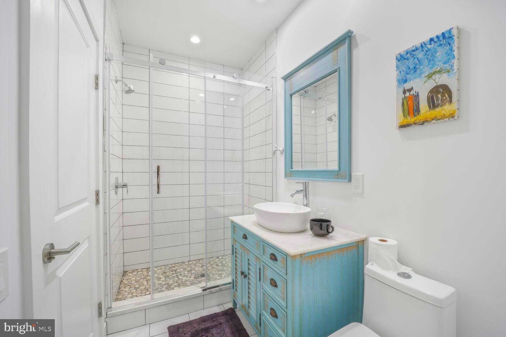 8507 Rayburn Rd photo 32