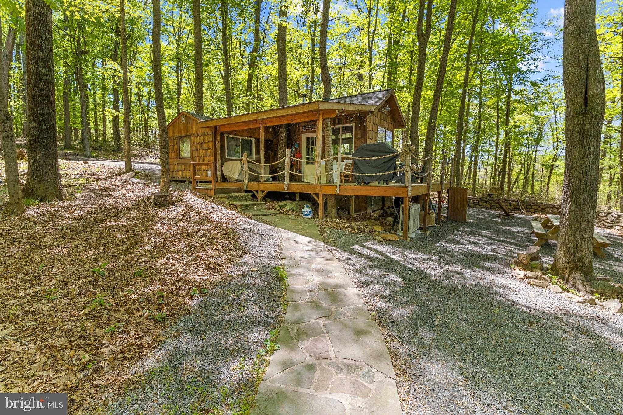 326 Preacher Ln photo 8