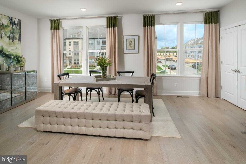 3439 Saint Robin Ln photo 7