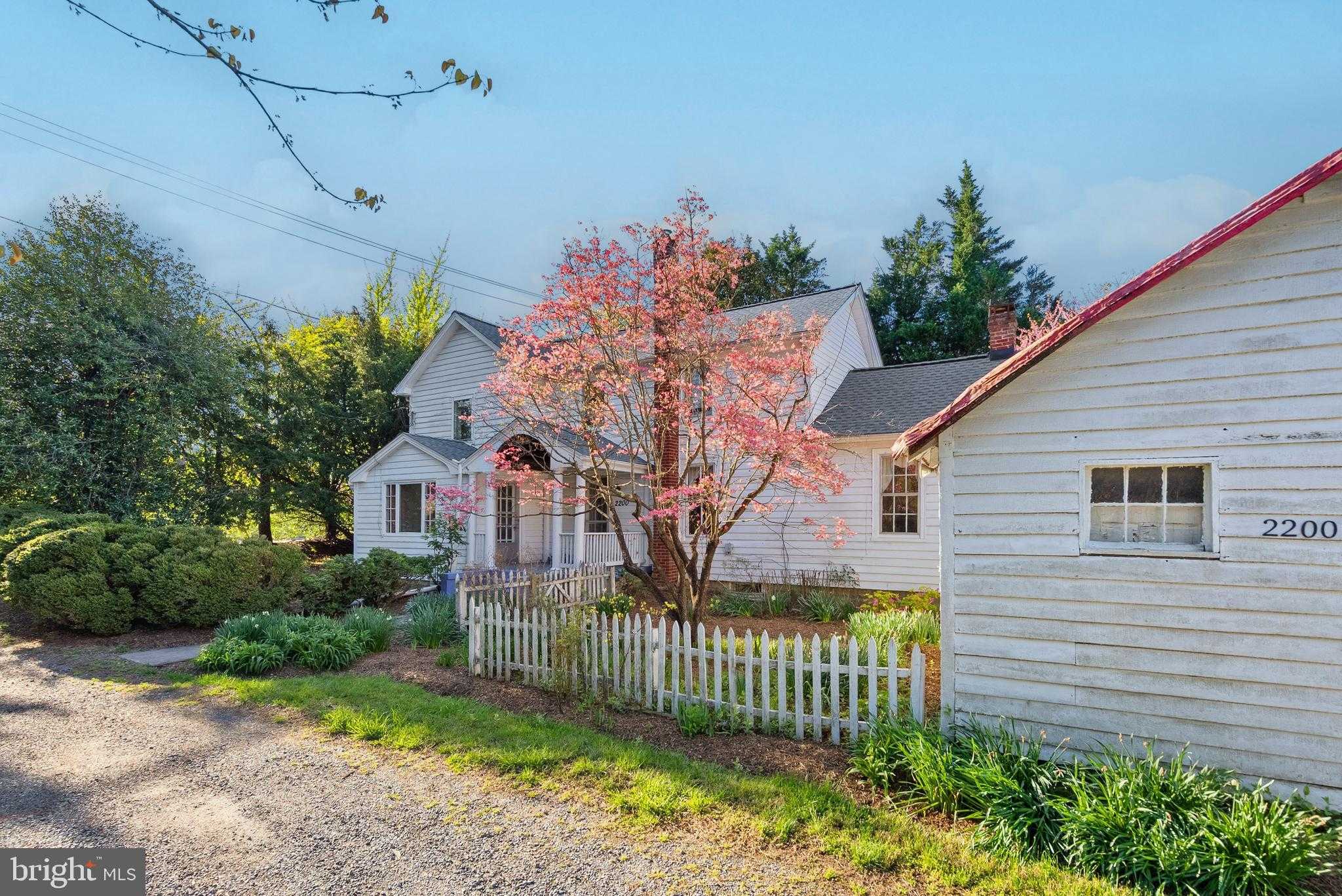 2200 Enterprise Rd photo 2