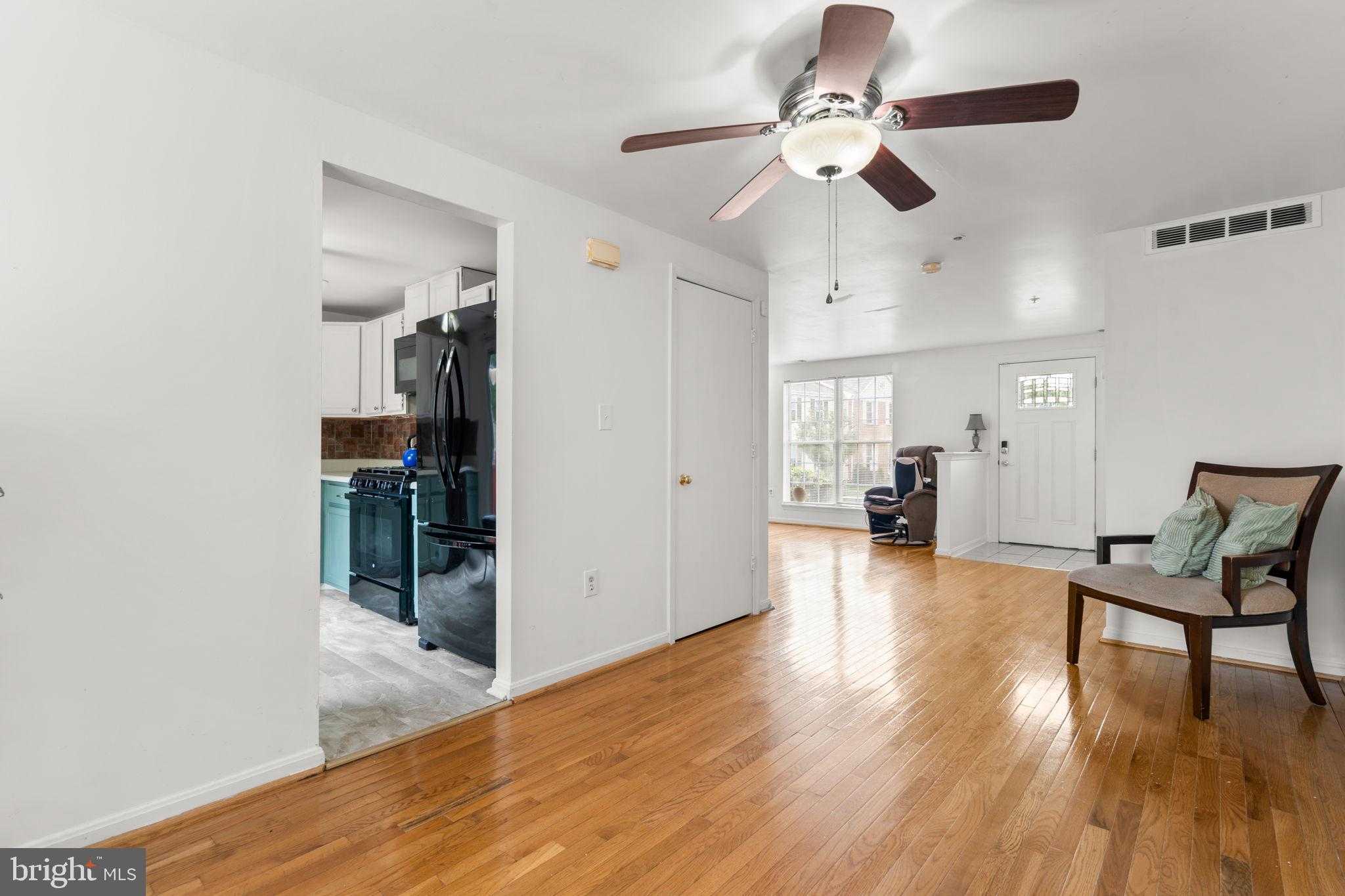 5136 Cranmer Way photo 10