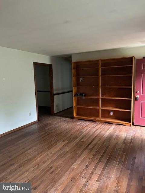 3859 Rumsey Dr photo 7