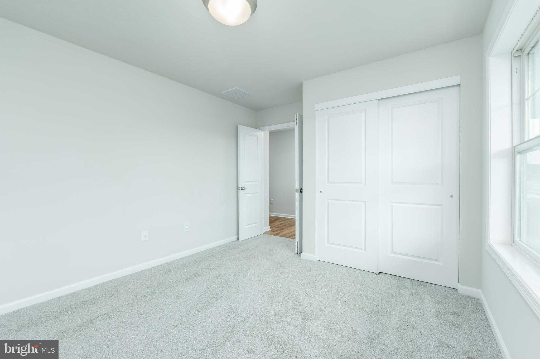 304 Amberleigh Ln photo 30