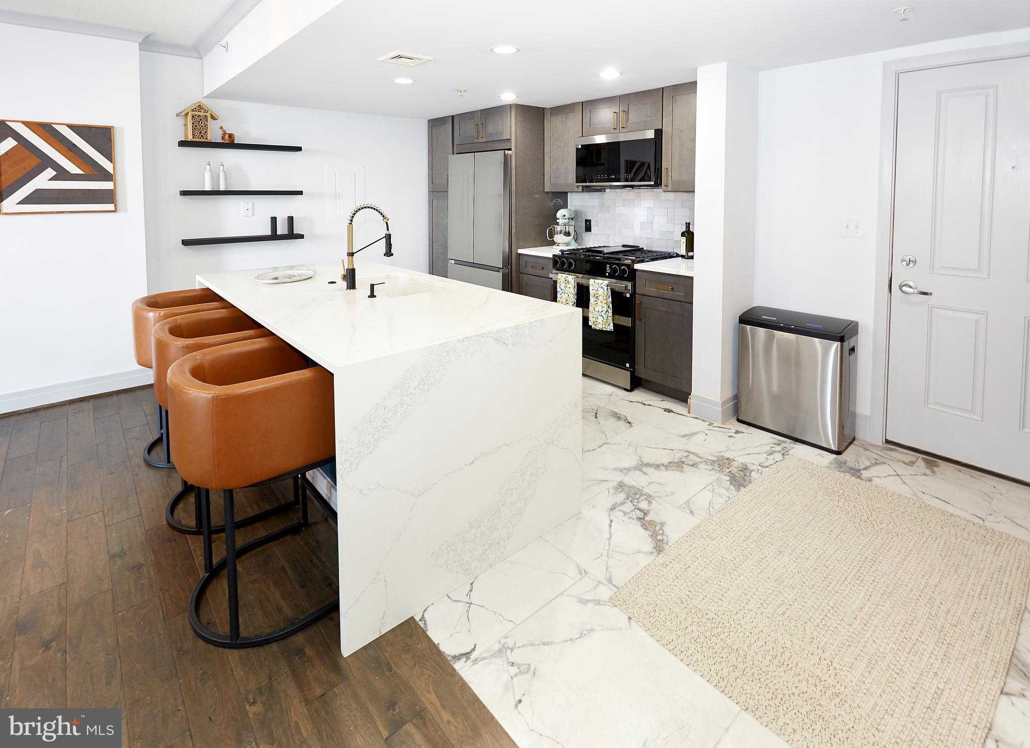 414 Water St Apt 2601 photo 16