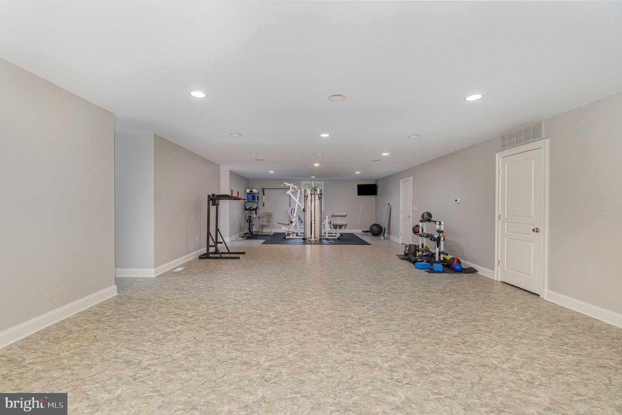 1912 Corbridge Ln photo 49