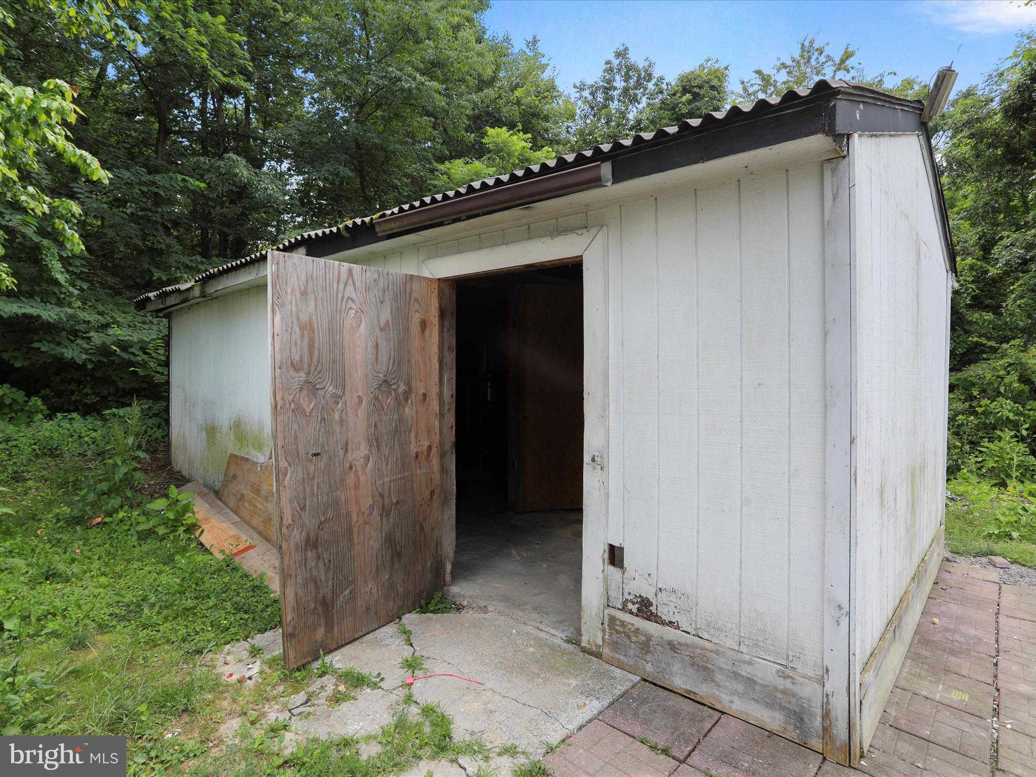 12090 Back Creek Valley Rd photo 31