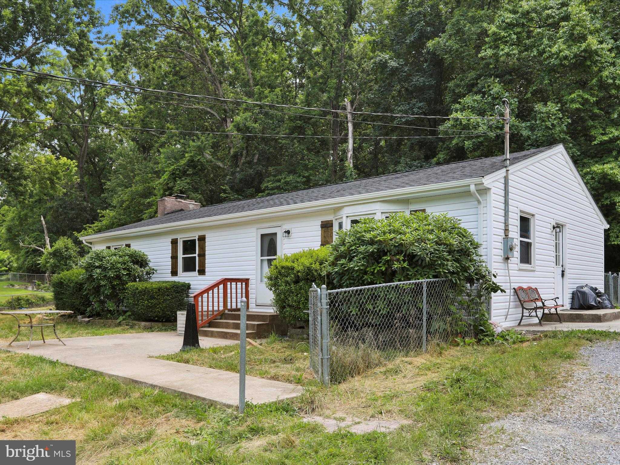 12090 Back Creek Valley Rd photo 4