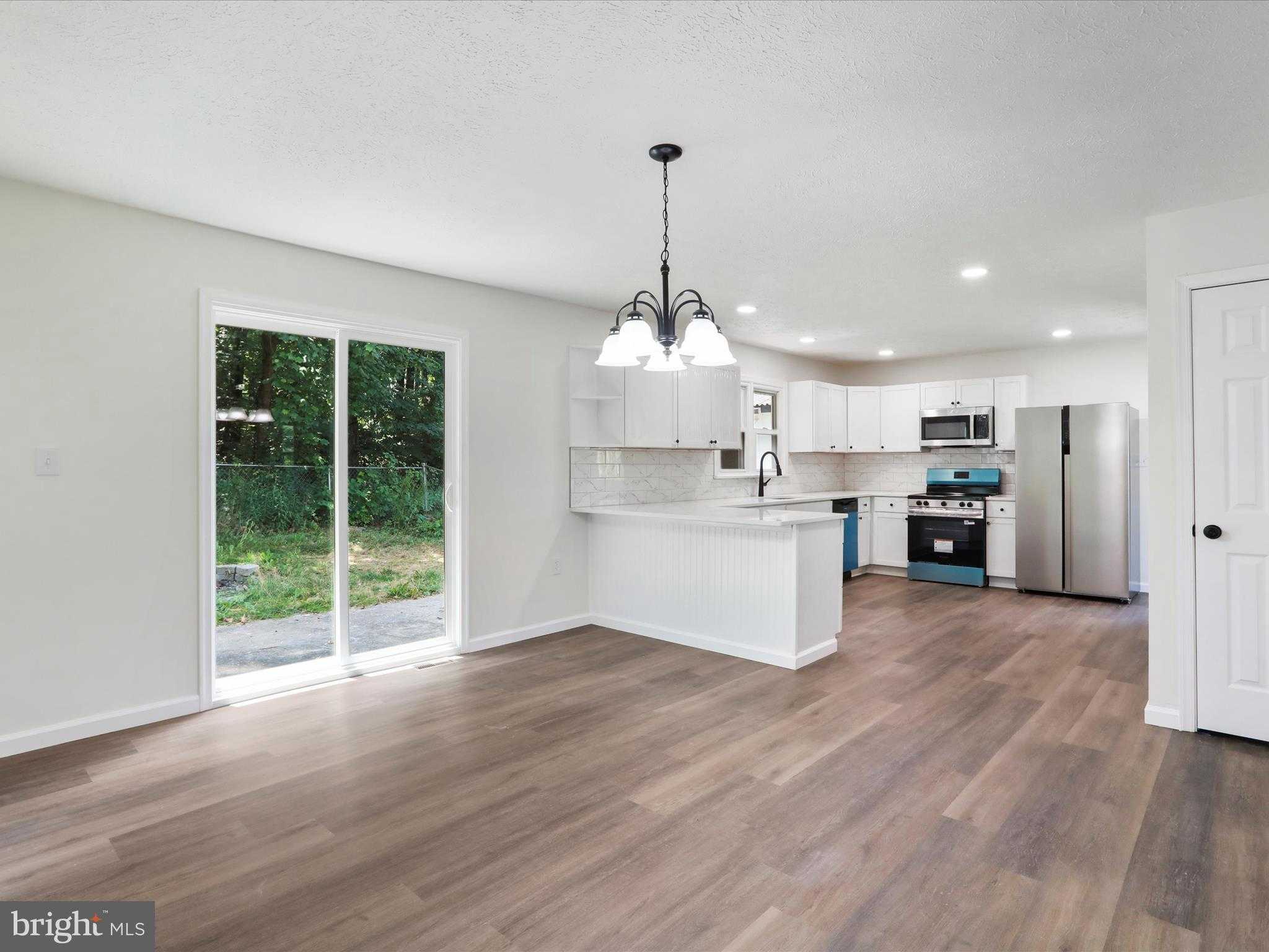 12090 Back Creek Valley Rd photo 7