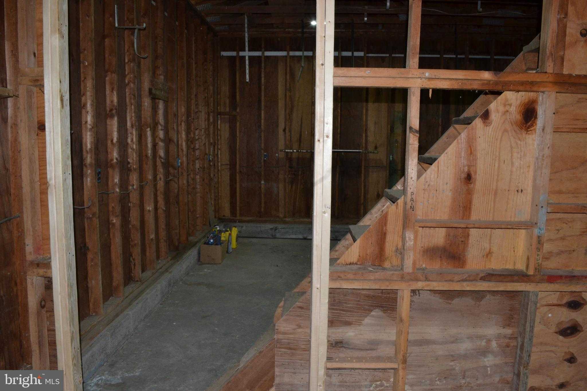 1241 Duke Ln photo 26