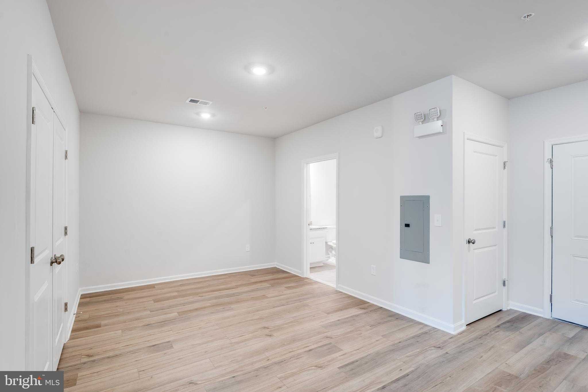 4003 Seaside Alder Rd photo 2