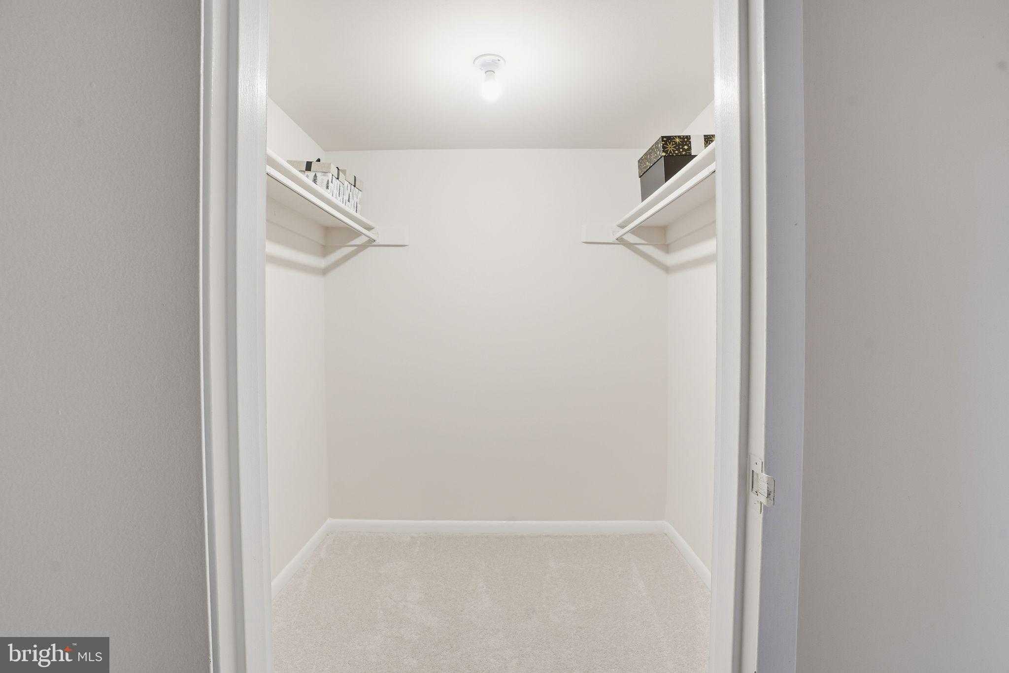 1552 Northgate Sq # 12b photo 19