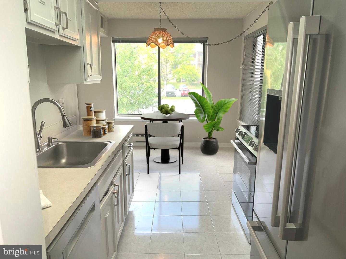 15300 Beaverbrook CT # 88-2b photo 8