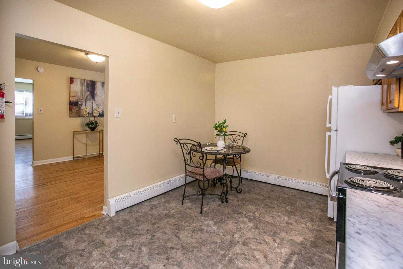 1408 Butler Pike photo 26