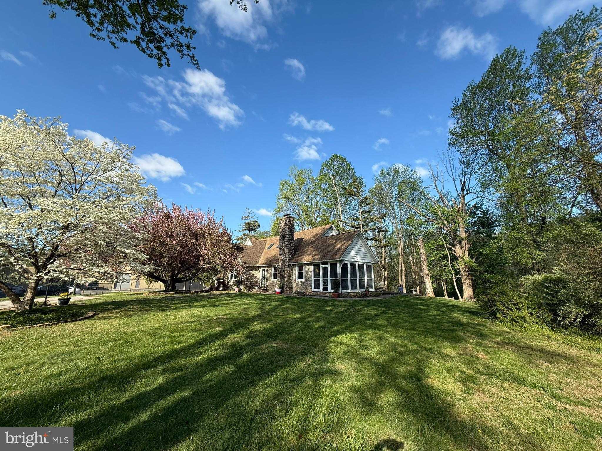 1019 Kimberton Rd photo 2