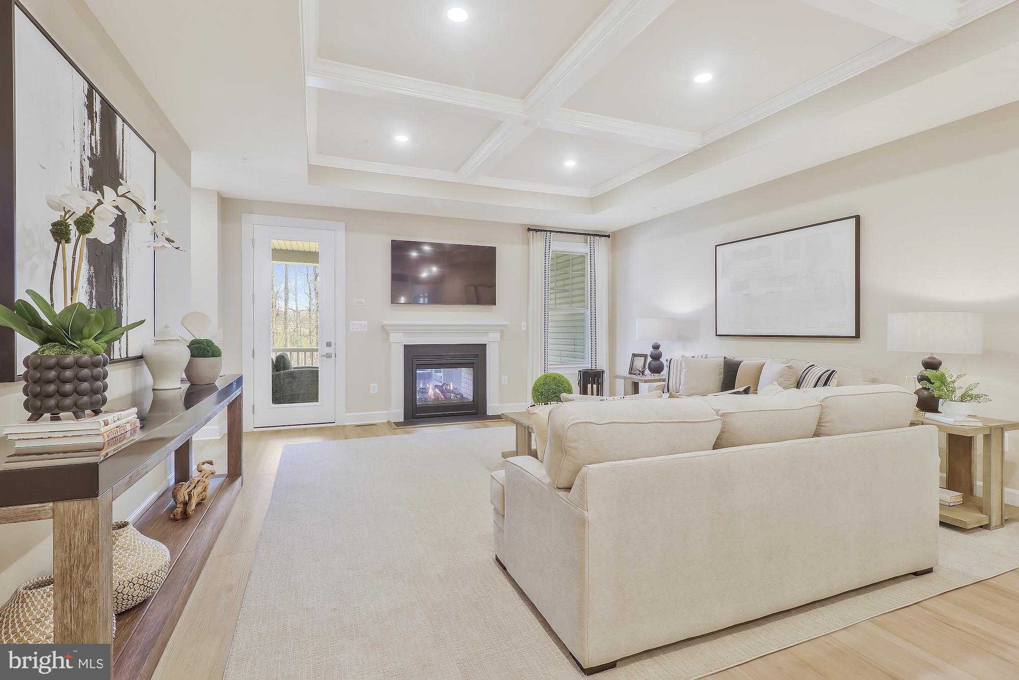 8502 Lallybroch Ln photo 6