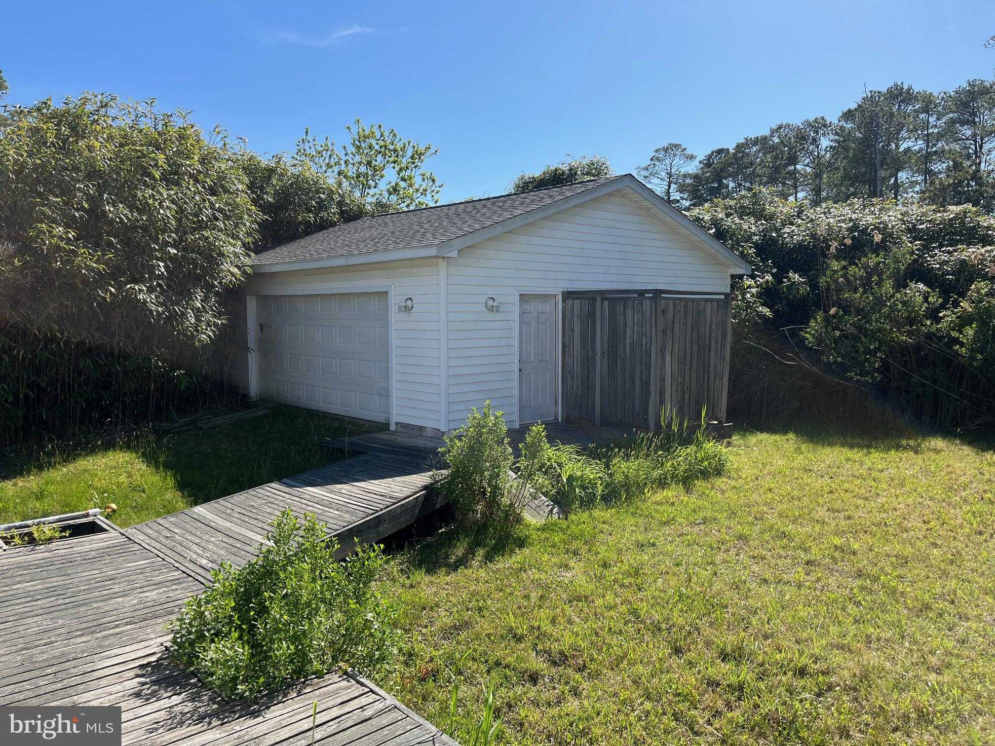 15363 Holly Dr photo 5