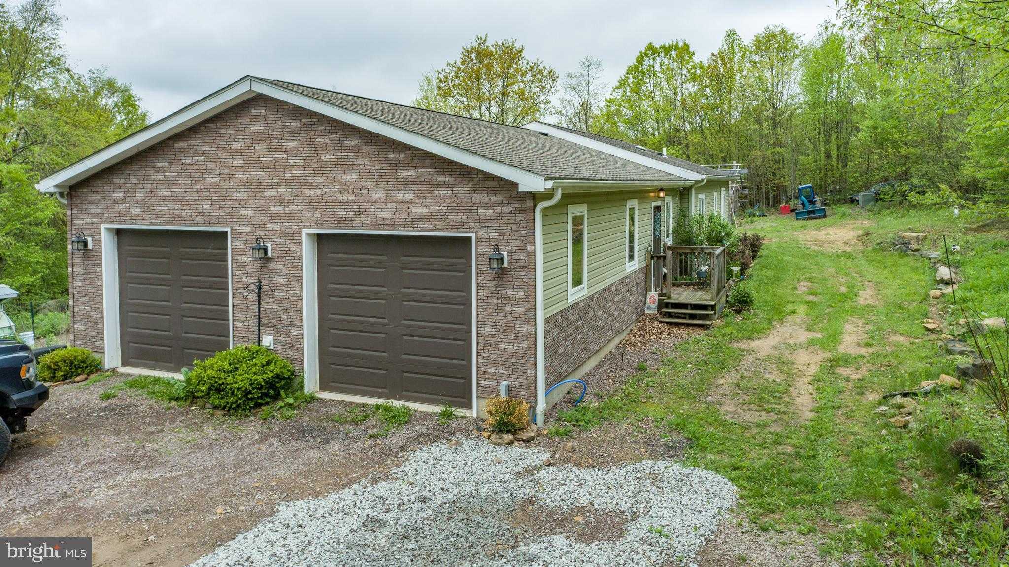 1341 Westview Xing photo 4