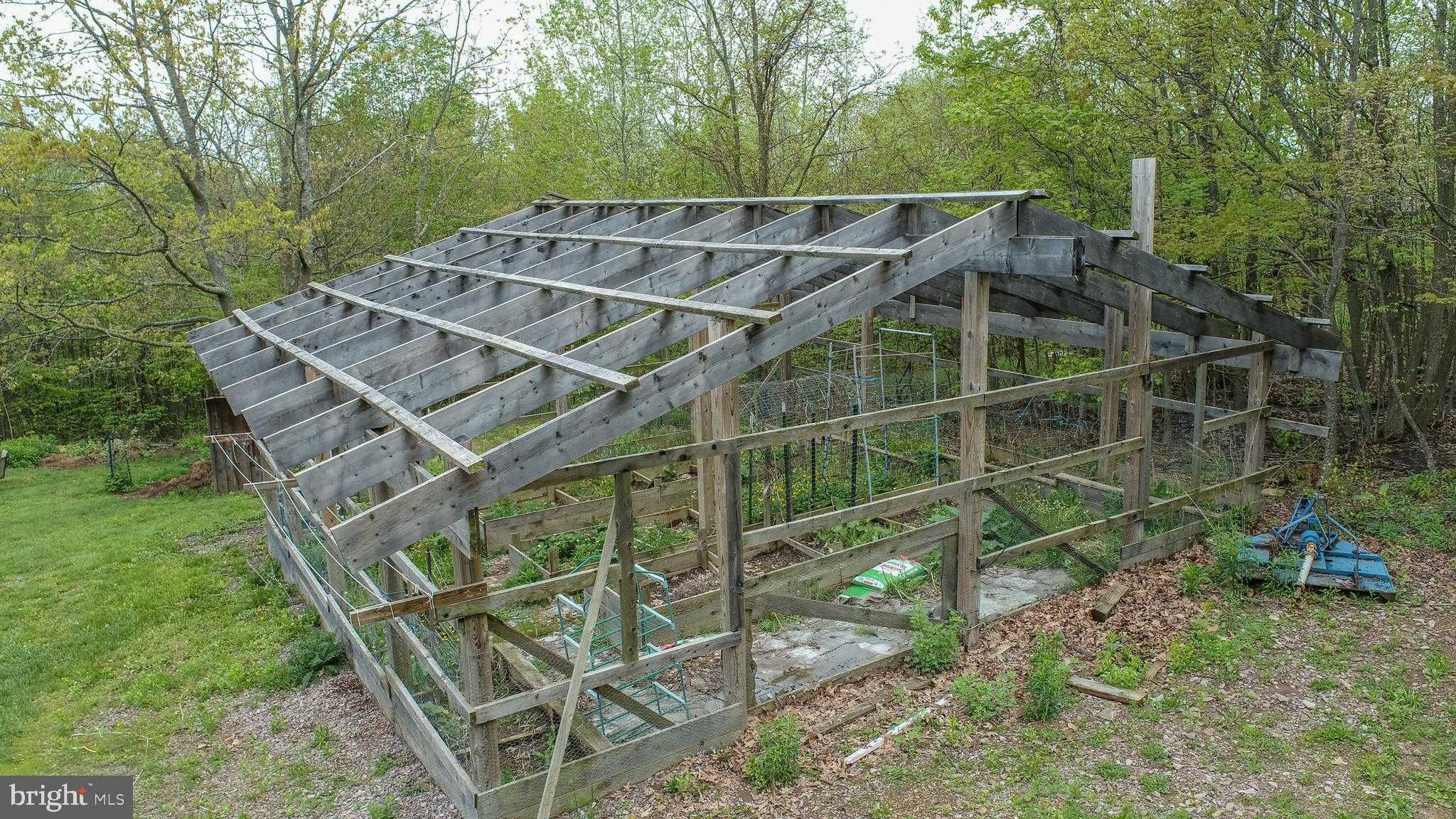 1341 Westview Xing photo 6