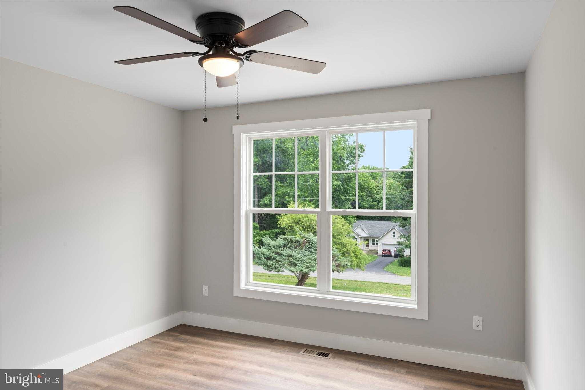 336 American Dr photo 36