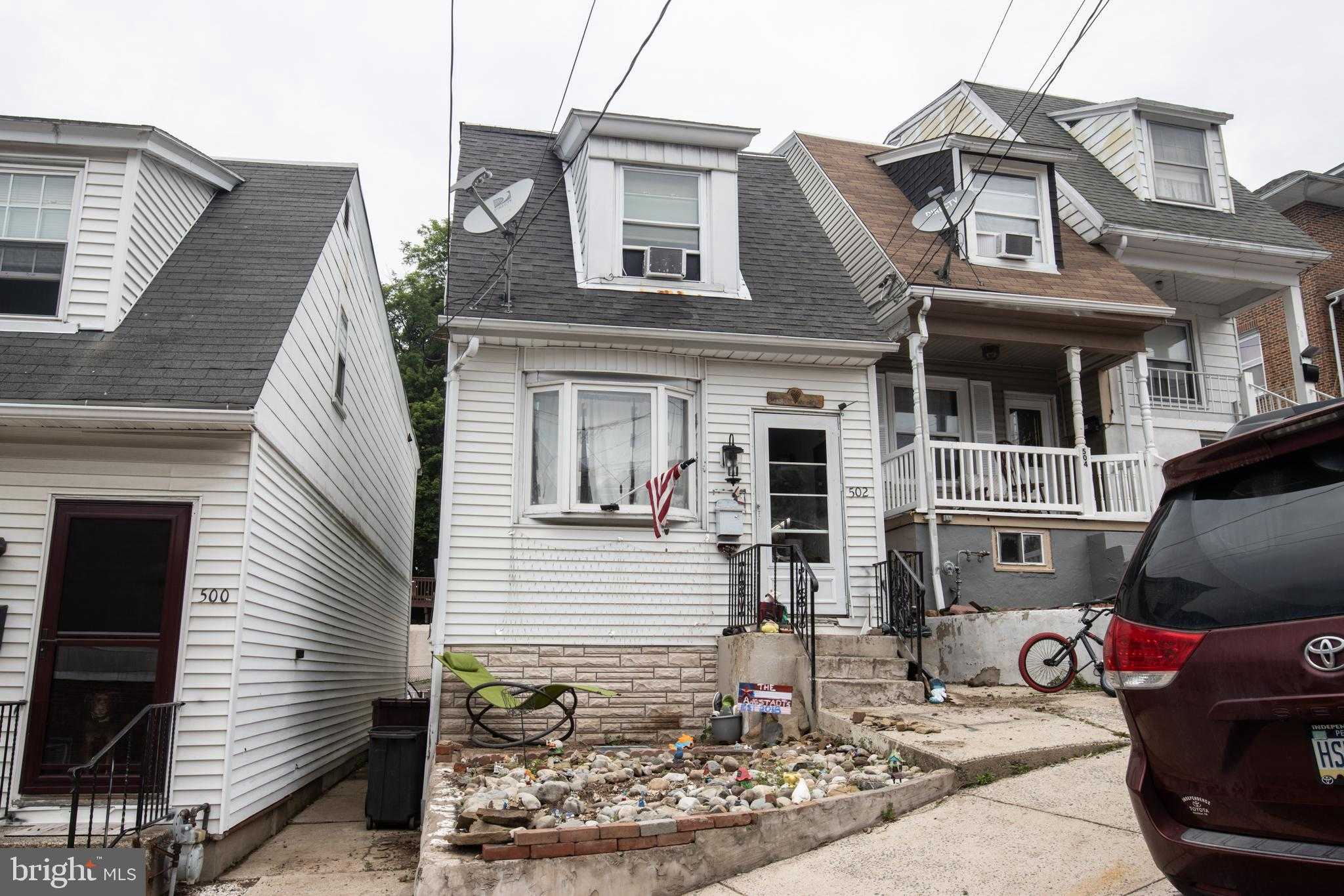 502 Jefferson St photo 2