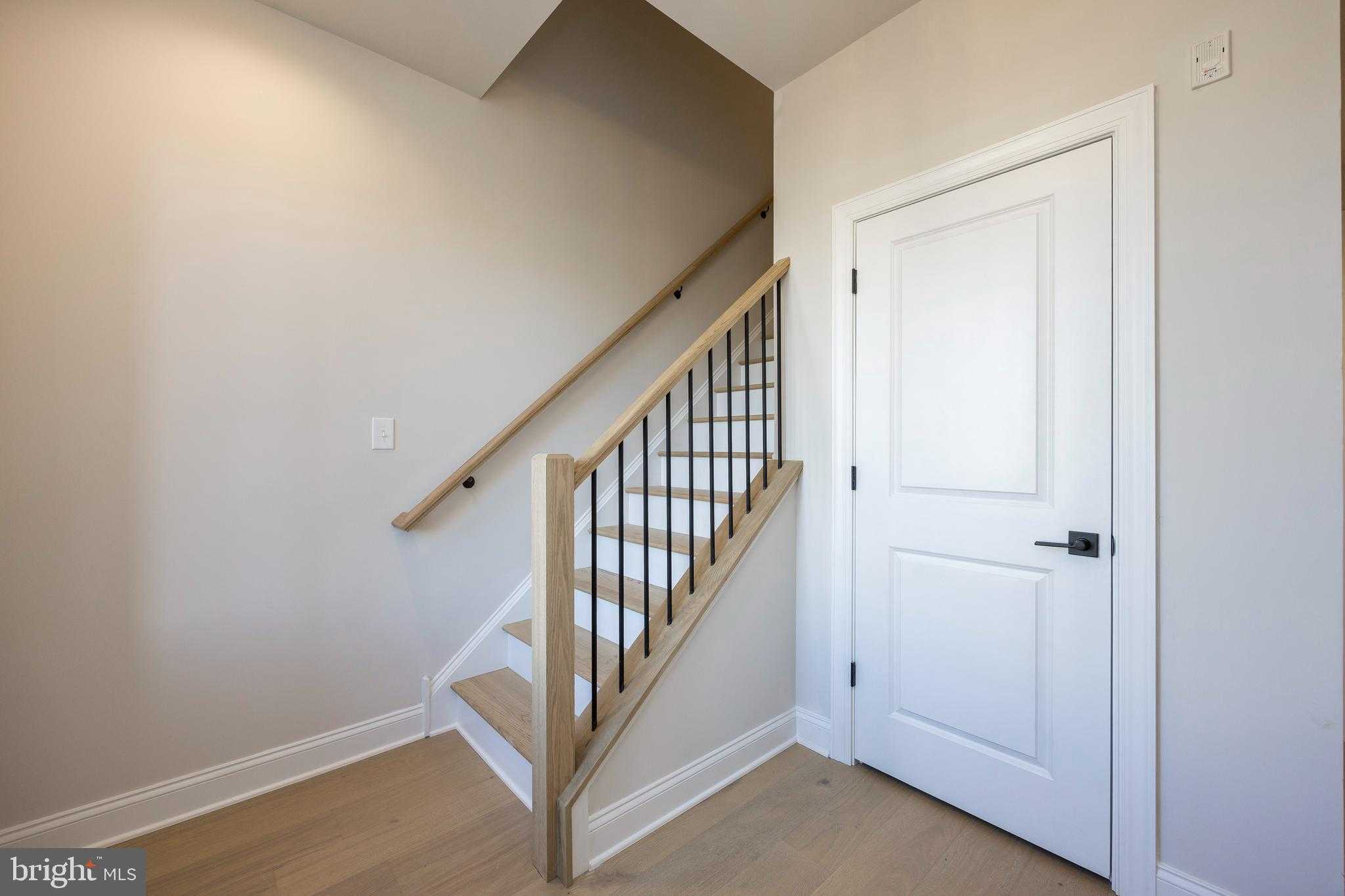 334 Foxtail Ln photo 3