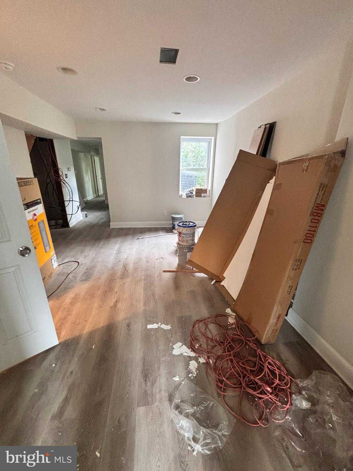 151 W Girard Ave photo 17