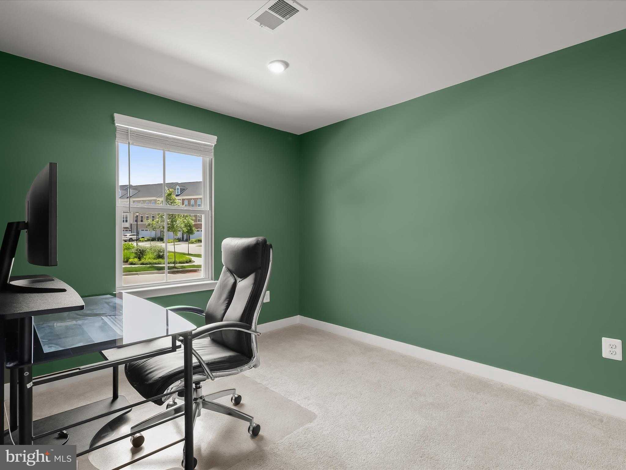 302 Bevington St photo 6