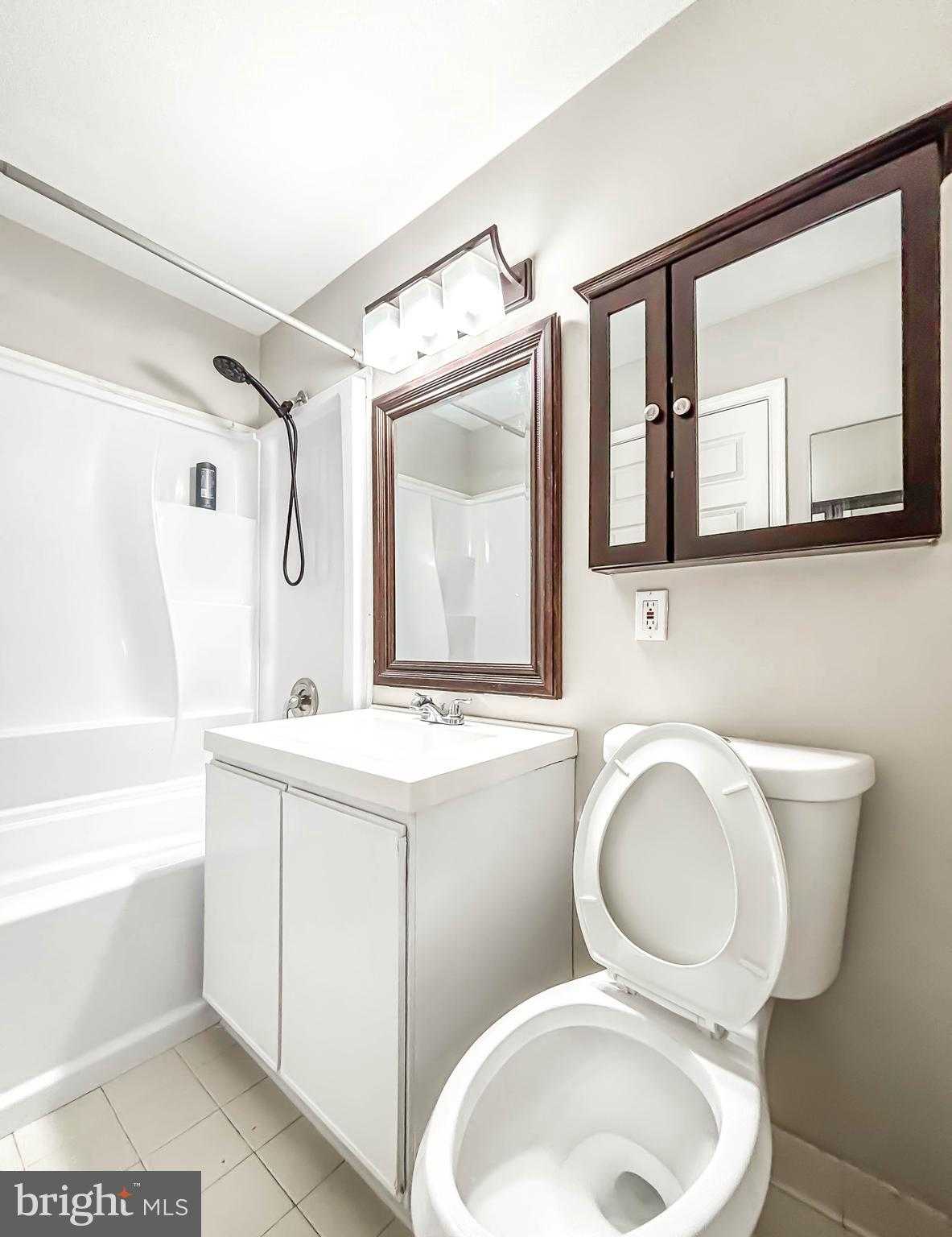 1260 Sugarwood Cir Unit 103 photo 36