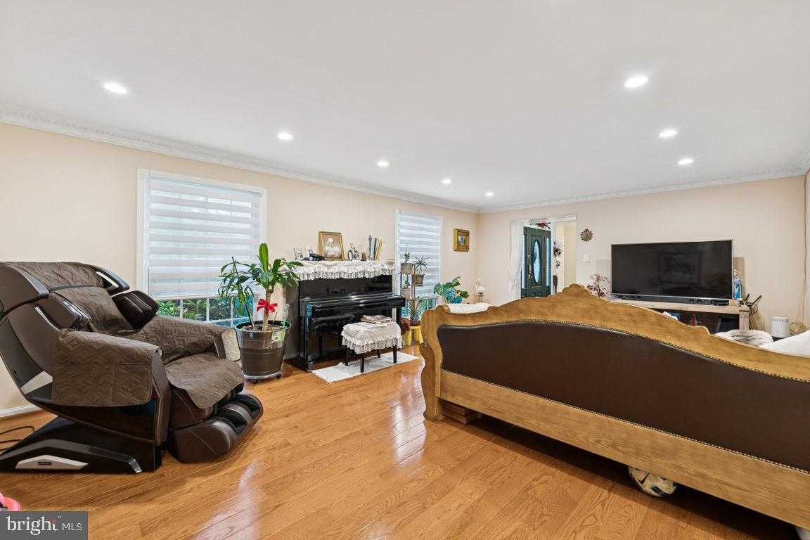 6625 Weatheford CT photo 16