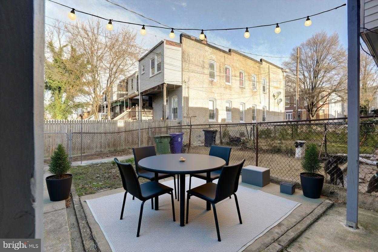 1210 Whitelock St photo 46