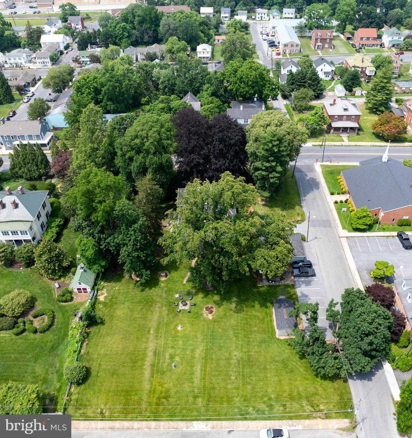 417 E Washington St photo 105