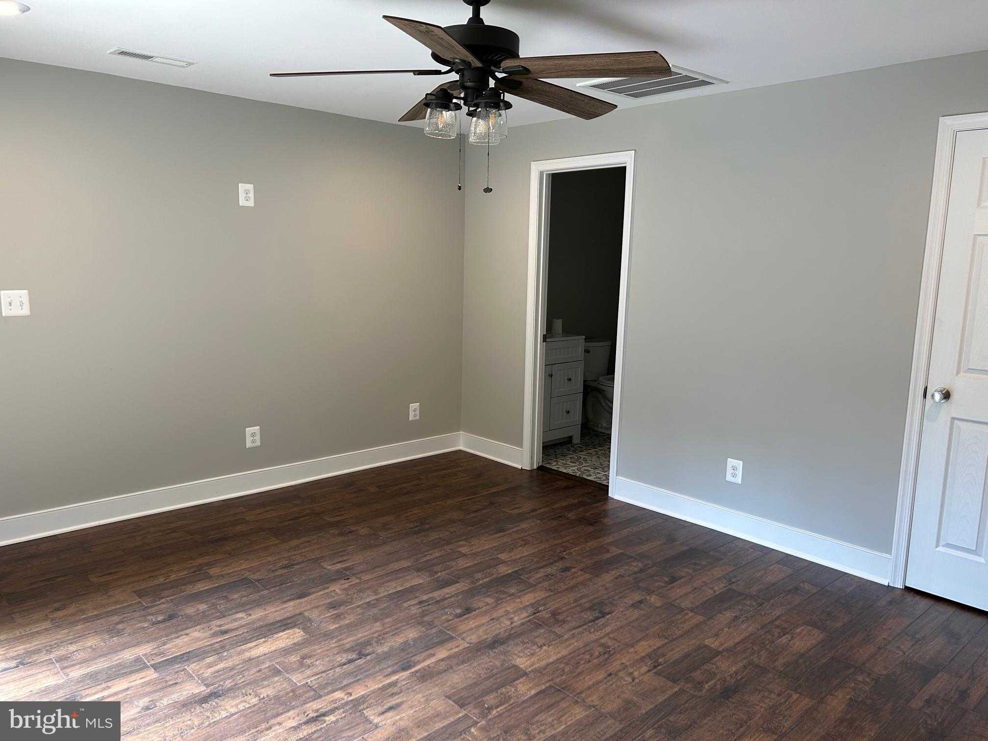 1346 N Lakeshore Dr photo 23