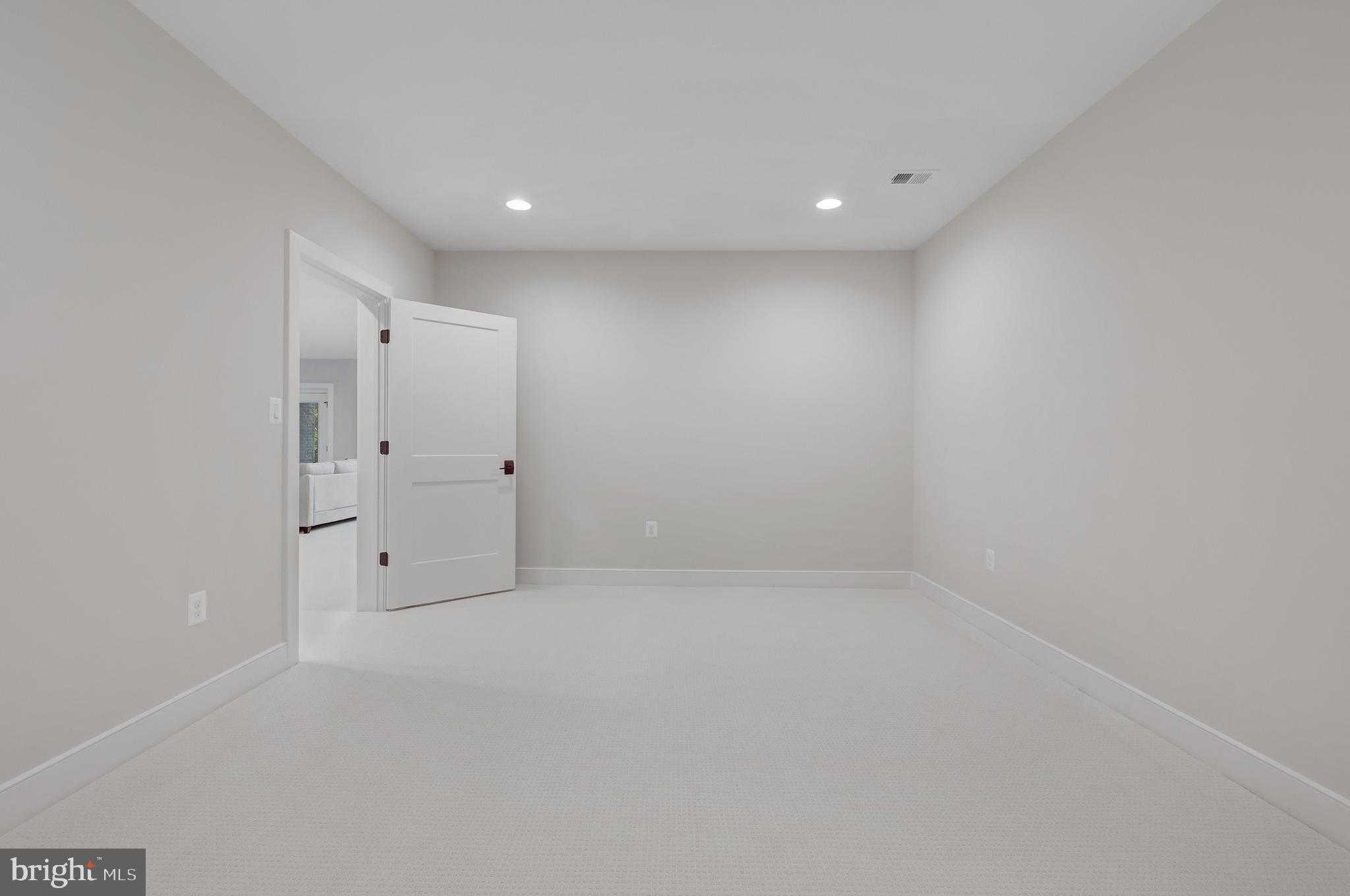 6654 Chilton CT photo 75