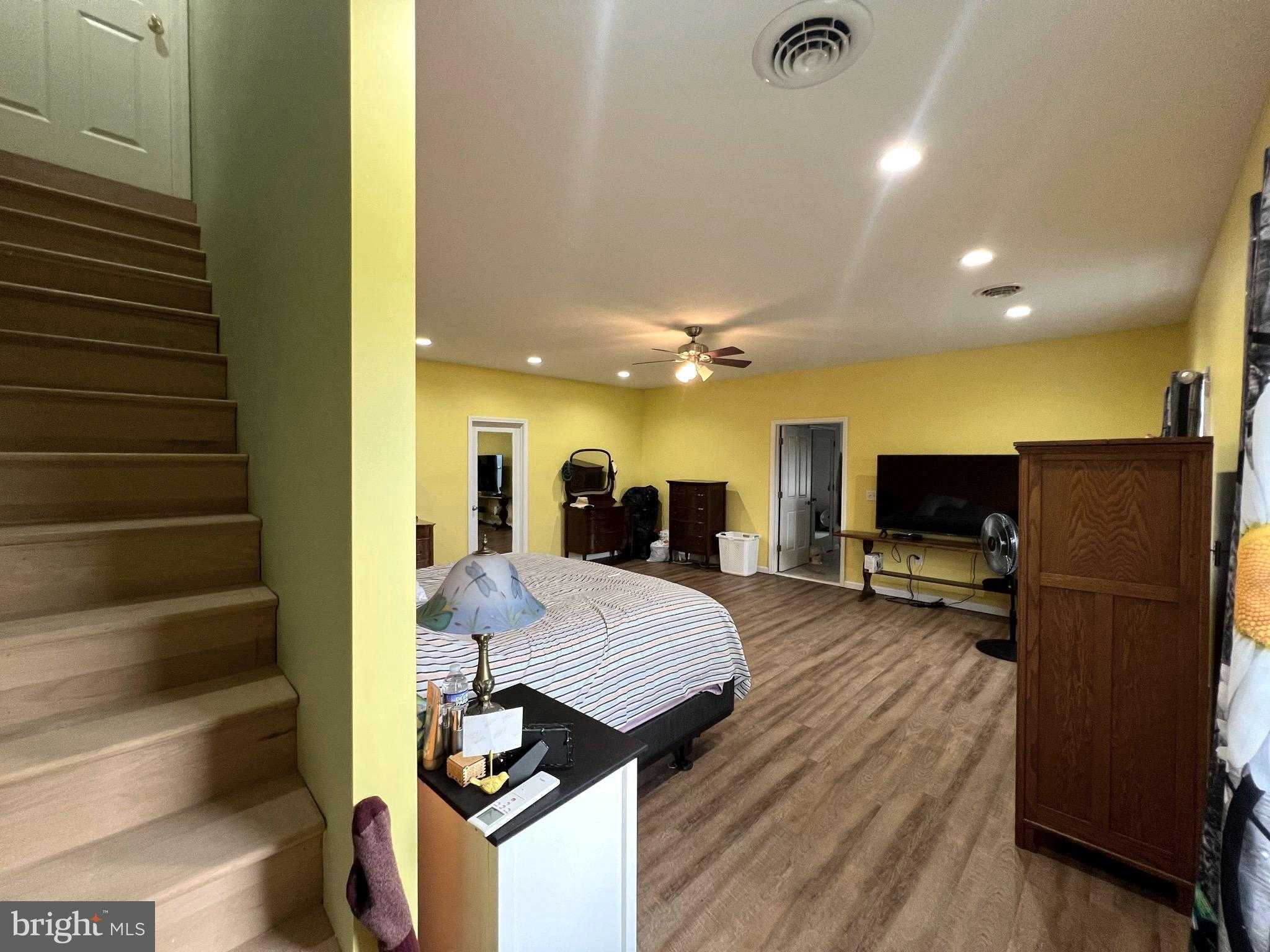 1924 Winding Ln photo 64