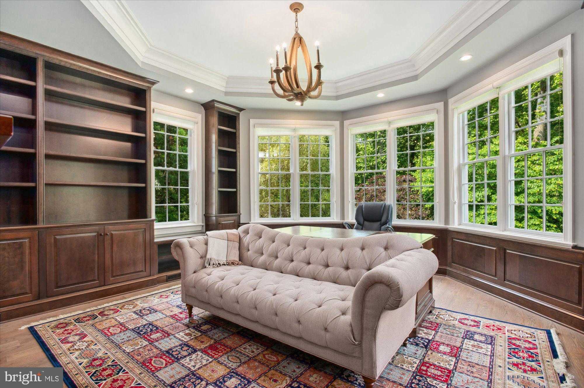 6804 Benjamin St photo 21