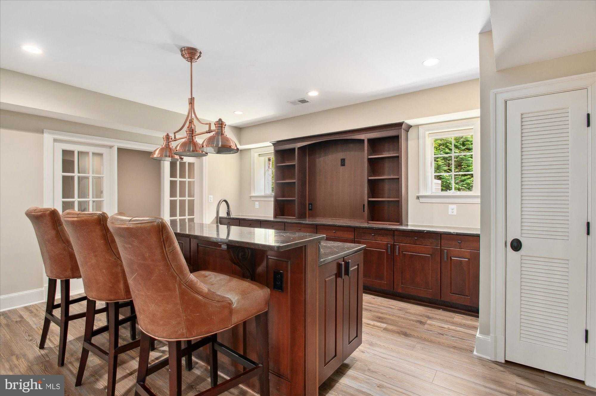 6804 Benjamin St photo 63