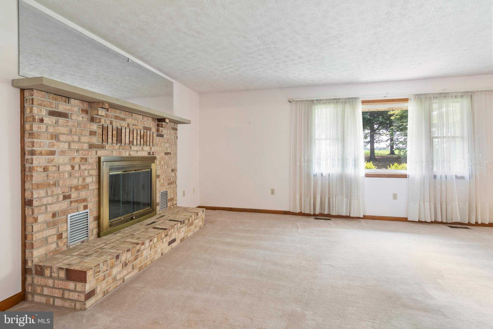 29414 Andrew Ln photo 6