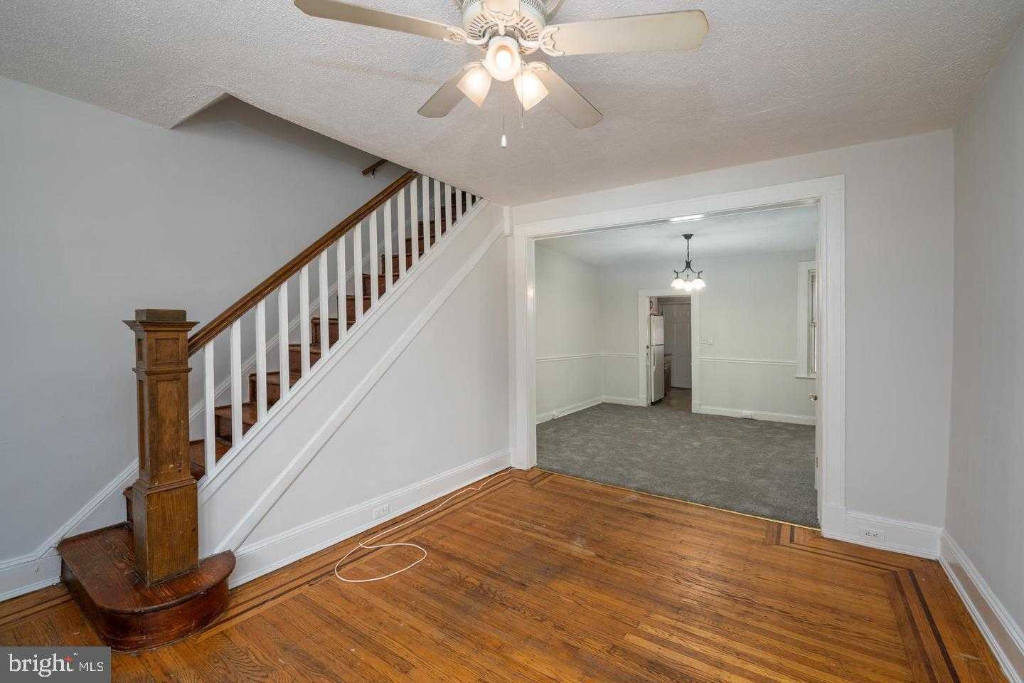 1637 Spence St photo 2