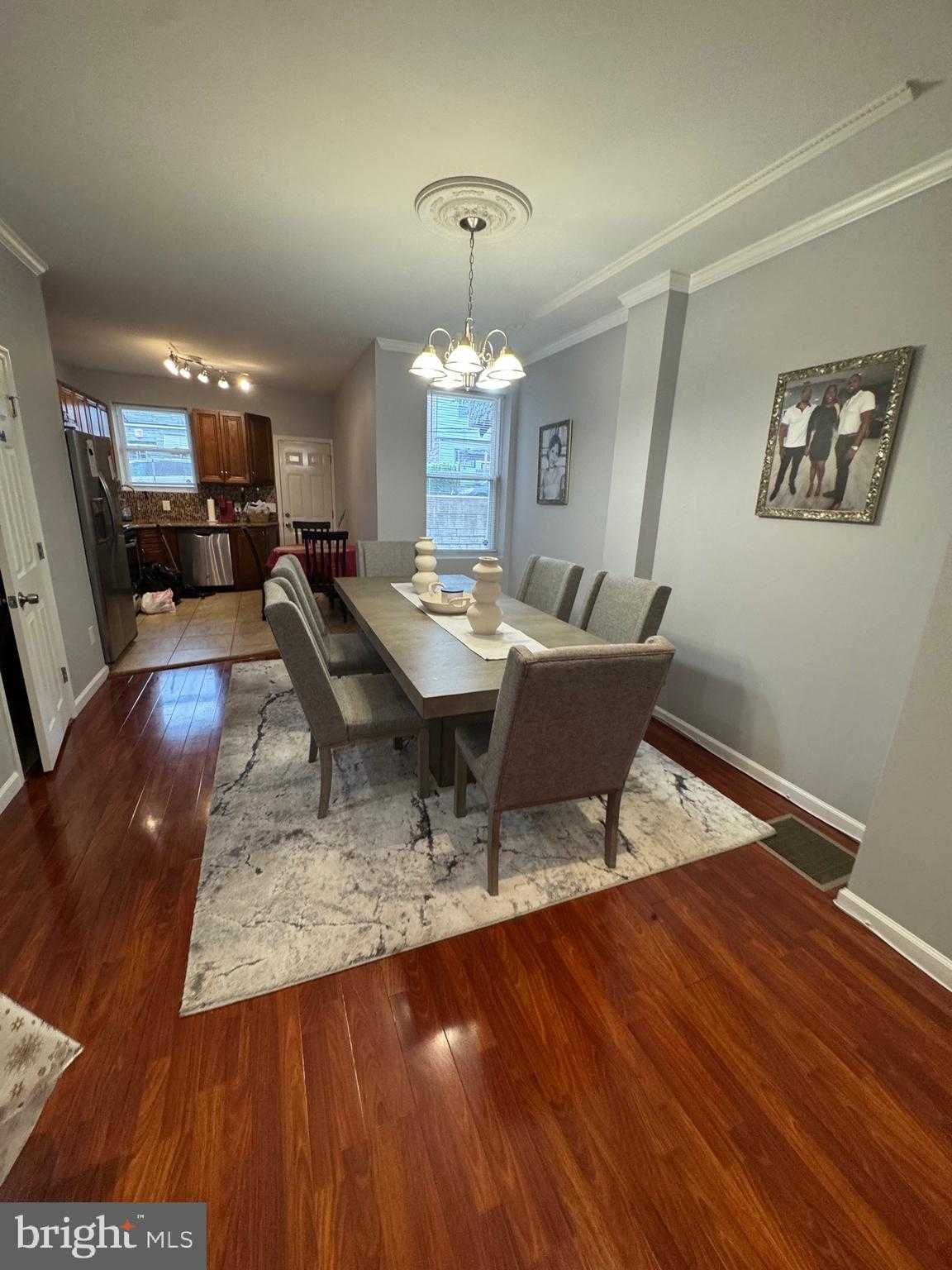 5353 N Sydenham St photo 4