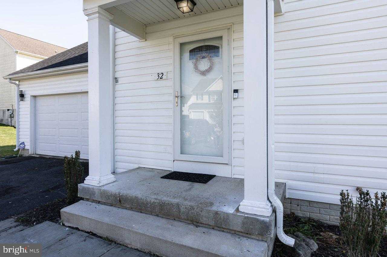 32 Huttons Vireo Dr photo 29