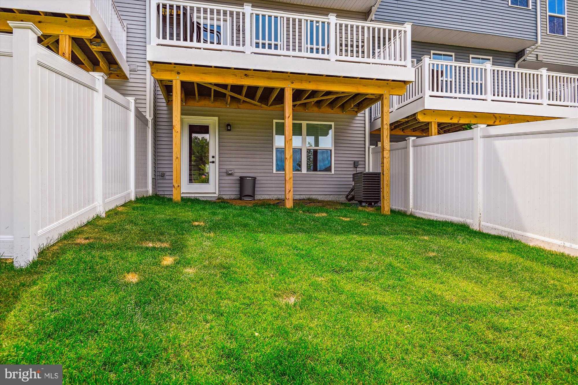 155 Woodgate Cir photo 43